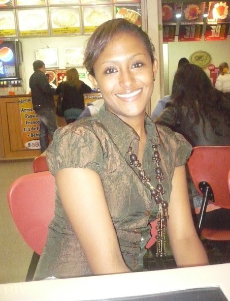 Date this georgeous Colombia girl Thythha from Bogota CO3415