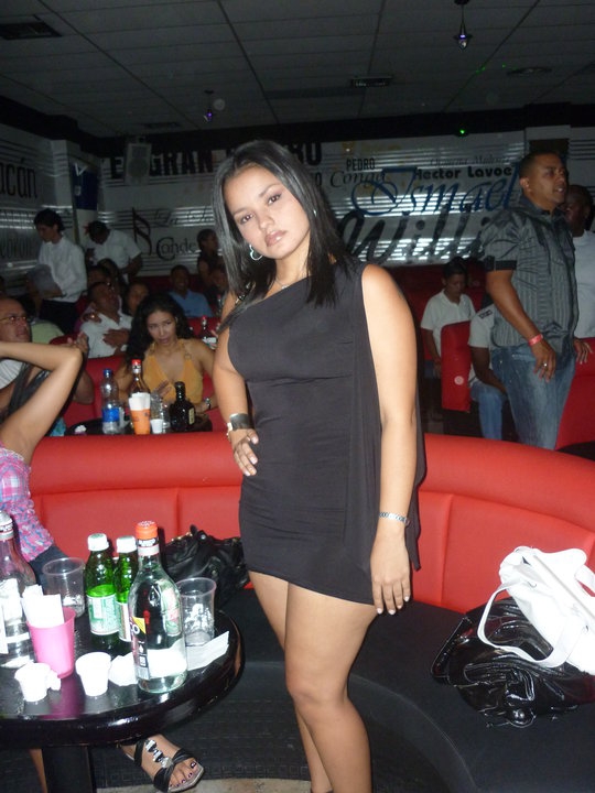 Date this hot Colombia girl Maria from Cali CO3447
