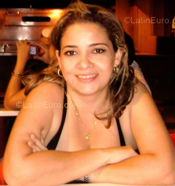 Date this fun Colombia girl Lara from Cucuta CO3516