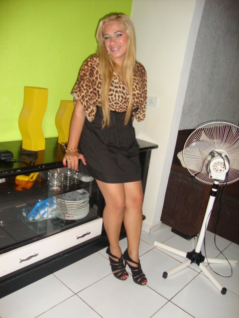 Date this gorgeous Brazil girl Vivian2626 from Imperatriz BR2706