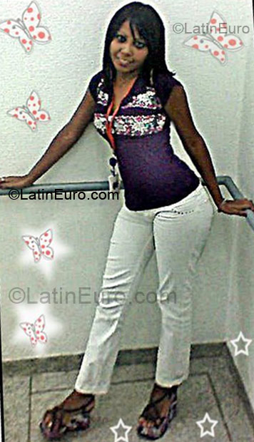 Date this lovely Brazil girl Evelyn from Sao Paulo BR7174