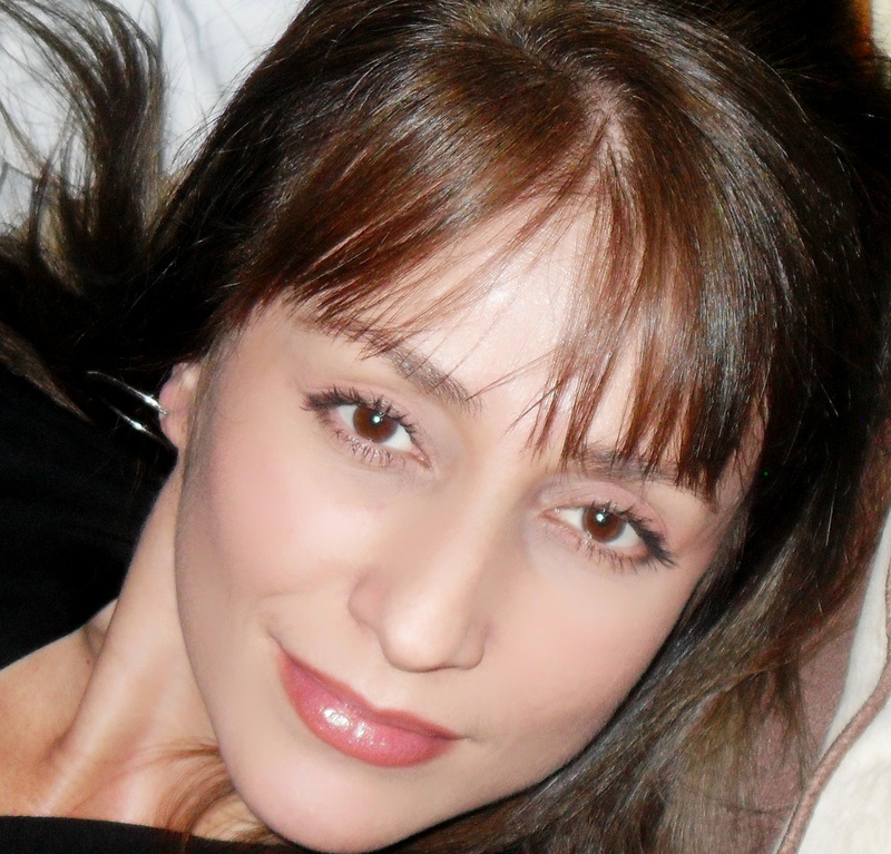 Date this pretty Colombia girl Esmeralda1968 from Pereira CO3622