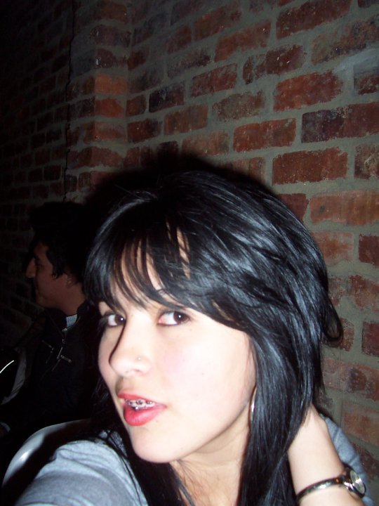 Date this happy Colombia girl Jenny from Bogota CO3662