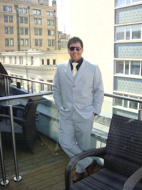 Date this beautiful United Kingdom man Derek from  SC6