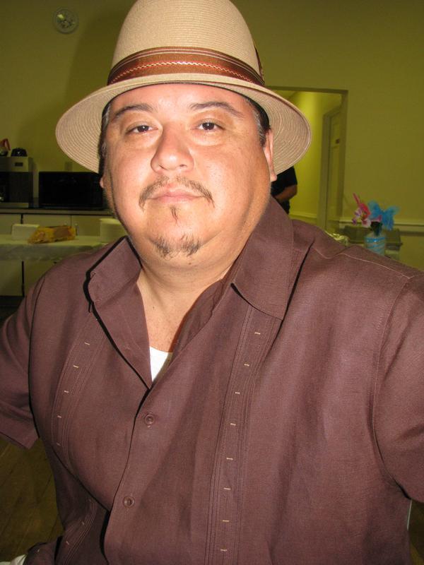 Date this happy United Kingdom man Smith from Brokshire GB349