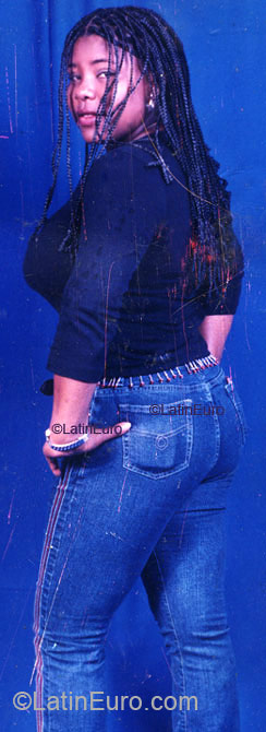 Date this good-looking Honduras girl Daniela from Trujillo HN210