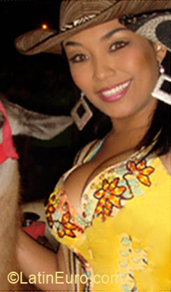 Date this delightful Colombia girl Sarita from Colombia CO5954