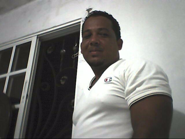 Date this georgeous Dominican Republic man Oscar3000 from San Pedro De Macoris DO4275