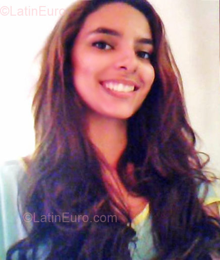Date this athletic Brazil girl Larissa from Rio de Janeiro BR3080