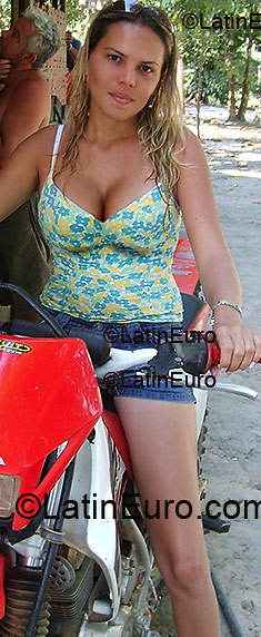 Date this lovely Brazil girl Lucilane from Breu Branco BR3087
