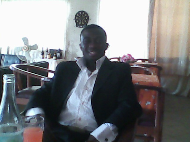 Date this lovely Cameroon man Lariosenores from Buea CM78