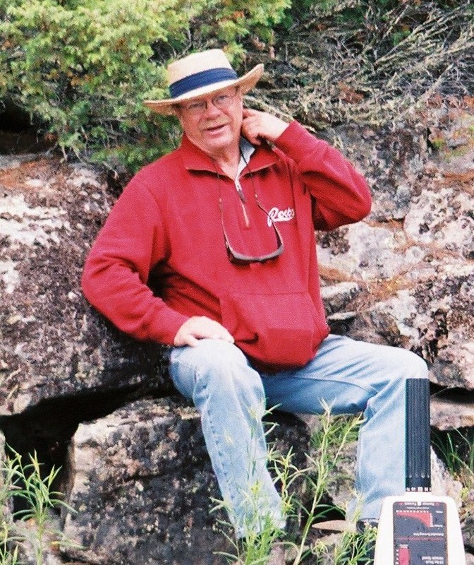 Date this charming Canada man Harold from Fort Frances KY8