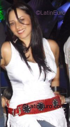 Date this fun Colombia girl Yvonne from Cali CO4410