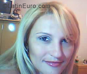 Date this tall Brazil girl Sheila from Lencois Paulista BR4334