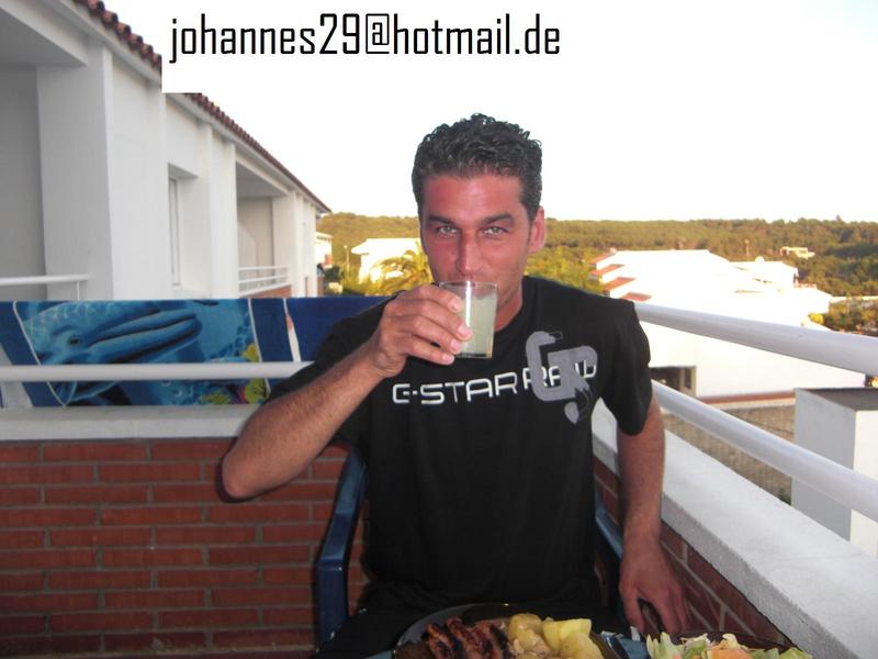 Date this beautiful Netherlands man Dagrie from Amsterdam NL110