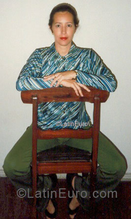 Date this exotic Brazil girl Vitoria Regina from Salvador BR3252