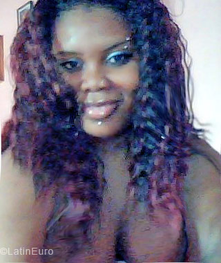 Date this nice looking Jamaica girl SexySassy from St Mary JM95