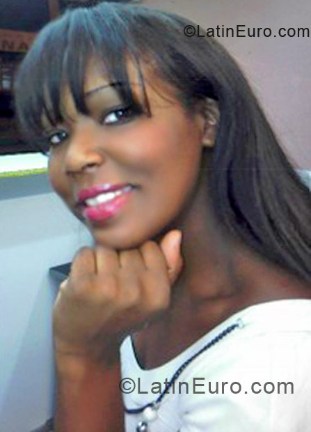 Date this georgeous Colombia girl Hel from Cali CO6533