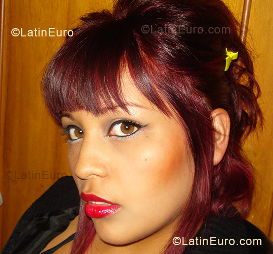 Date this hot Colombia girl Laura from Ibague CO4509