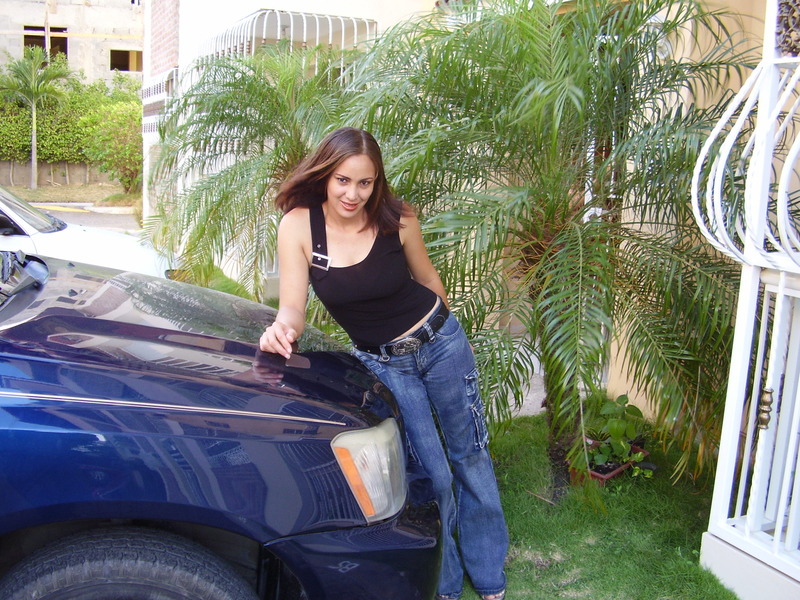 Date this happy Dominican Republic girl Angelica from Santiagos DO4637