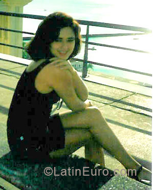 Date this tall Brazil girl Maria from Salvador BR6219