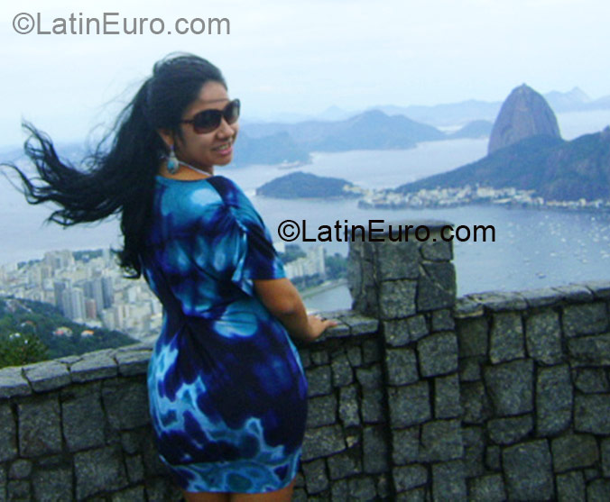 Date this cute Brazil girl Yana Leandra from Manaus BR3331