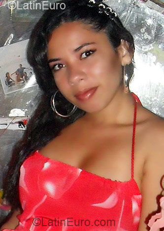 Date this fun Colombia girl Adriana Patricia from Barranquilla CO7521