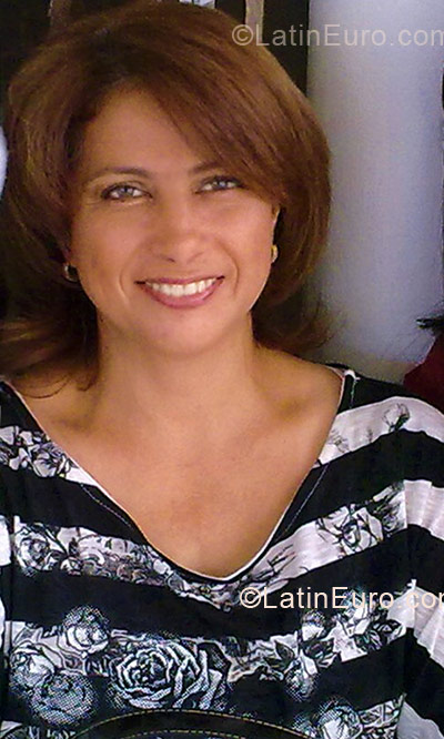 Date this voluptuous Colombia girl Sandra Maria from Cali CO4665