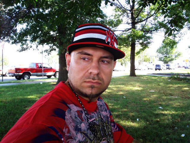Date this passionate United States man Muamet from Waterbury US6804