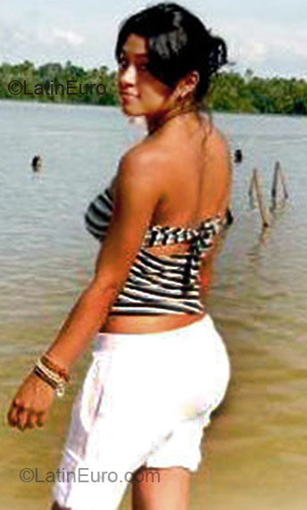 Date this stunning Peru girl Helen from Lima PE297