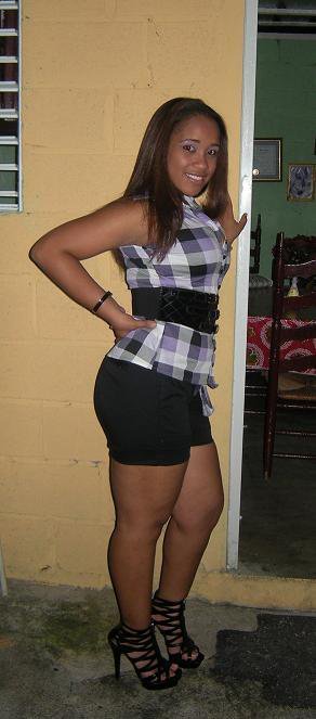 Date this sensual Dominican Republic girl Elizabeth from Santiago DO4863