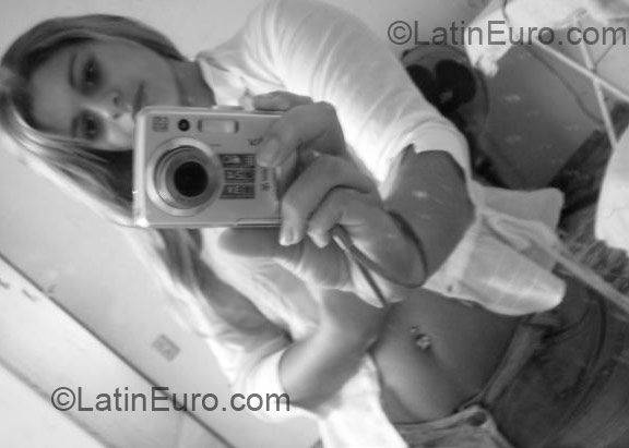 Date this athletic Brazil girl Raphaela from Cachoeiro De Itapemirim BR3402