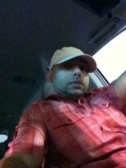 Date this voluptuous Puerto Rico man Nenelindo from Hoboken PR54