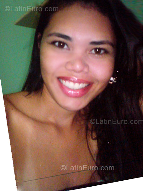 Date this lovely Brazil girl Erikarla from Manaus BR3441
