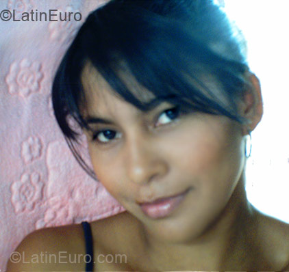 Date this passionate Colombia girl Mayerly from Medellin CO4831