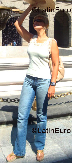 Date this georgeous Brazil girl Christina from Rio De Janeiro BR3487