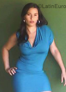 Date this foxy Brazil girl Cleonice from Niquelandia BR4869