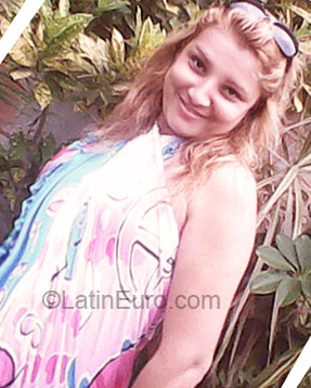 Date this good-looking Brazil girl Cristiane Maria from Rio De Janeiro BR3538