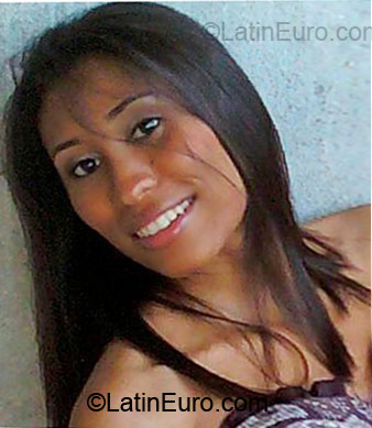 Date this gorgeous Brazil girl Elida from Sao Paulo BR3564