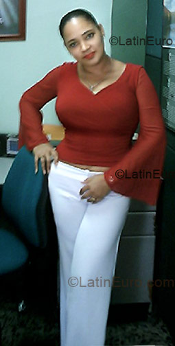 Date this exotic Colombia girl Erika from Cali CO4980