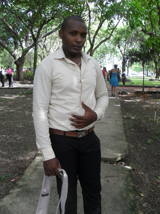 Date this voluptuous Dominican Republic man Joel from San Pedro De Macoris DO5119