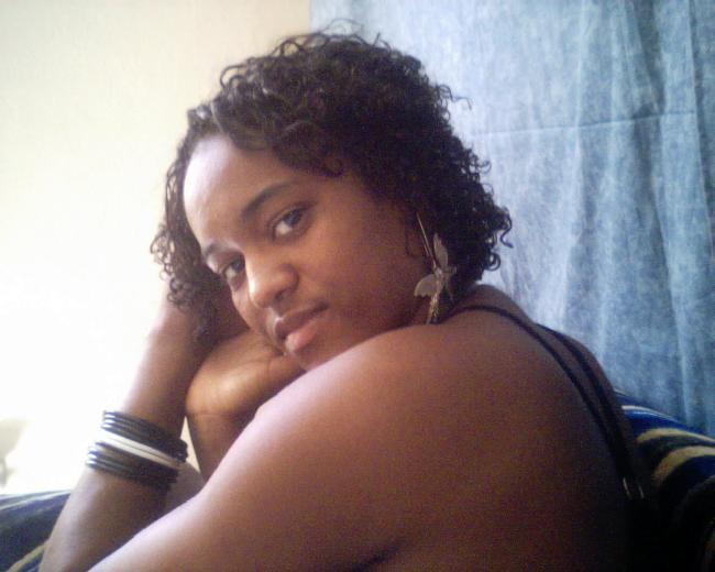 Date this charming Senegal girl Amina from Dakar SN90