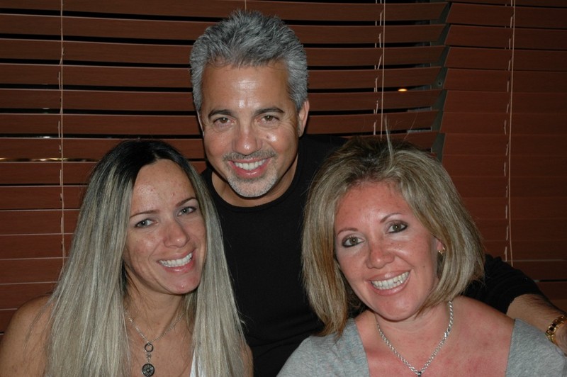 Date this cute United States man Charles from Miami US7606