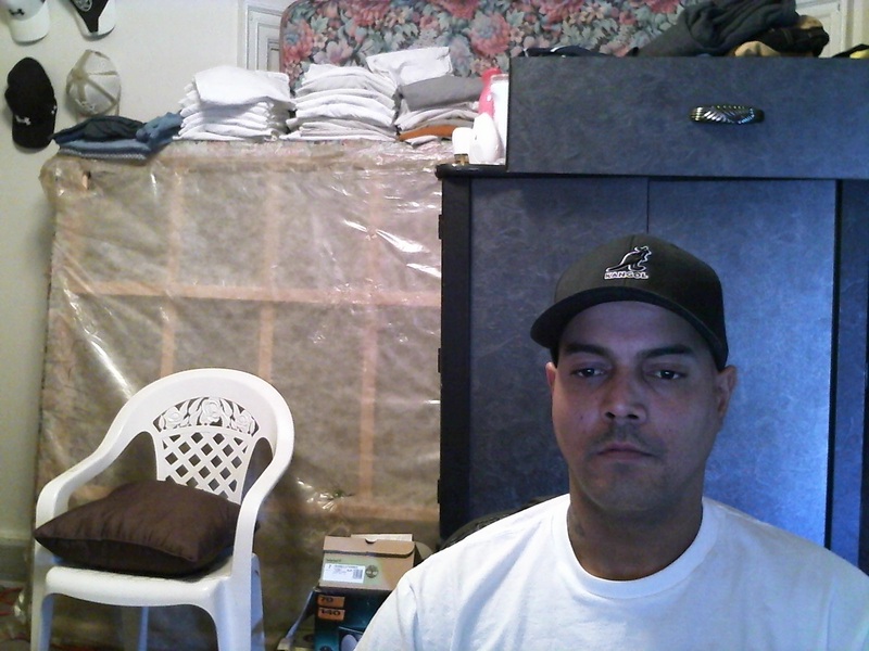 Date this happy United States man Javier from Niagara Falls US7615