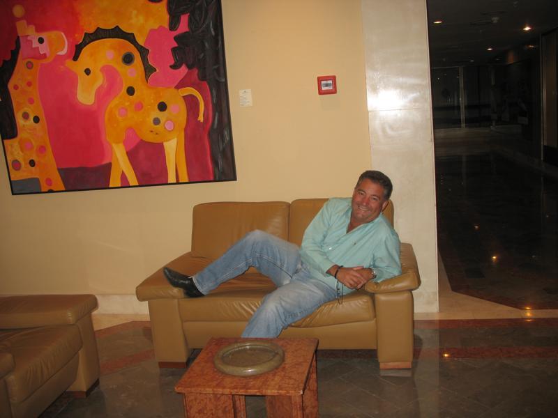 Date this good-looking United States man ENRIQUE from Miami US7629