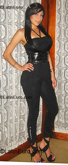 Date this good-looking Colombia girl Diana from Cali CO5206