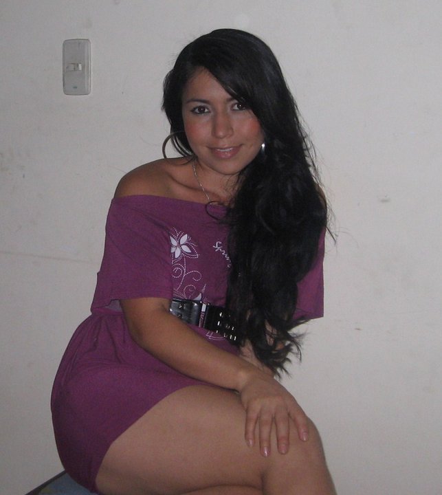 Date this athletic Colombia girl Paola from Armenia CO5221
