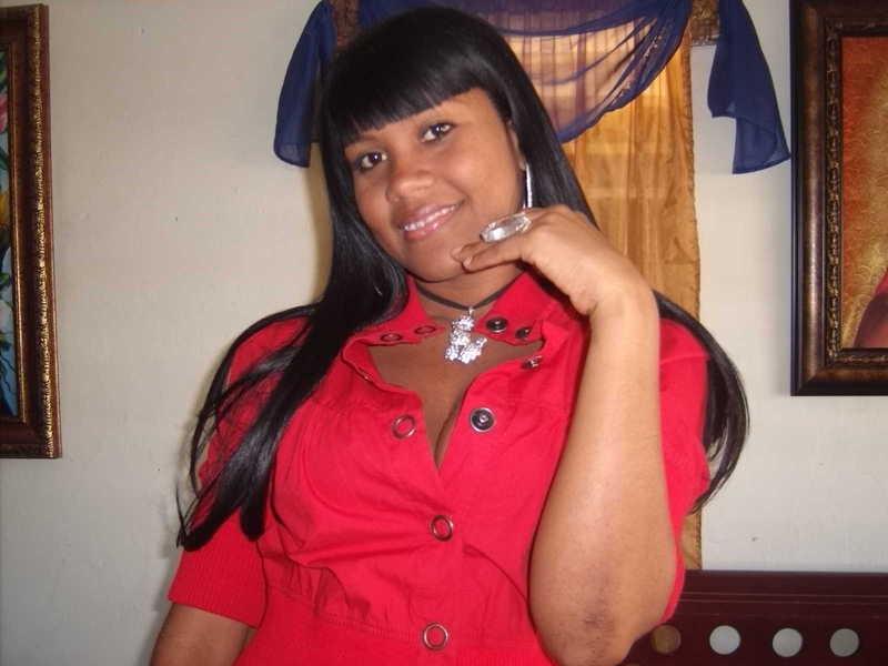 Date this voluptuous Dominican Republic girl Nicole from Santiago DO5276