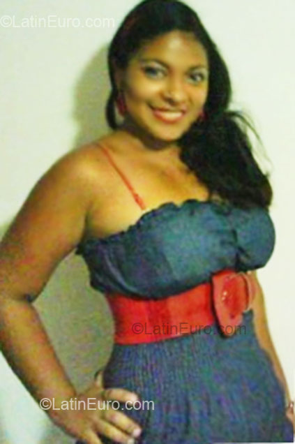 Date this exotic Colombia girl Angie from Barranquilla CO6725