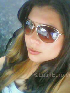 Date this nice looking Brazil girl Karina De Fatima from Embu BR3752